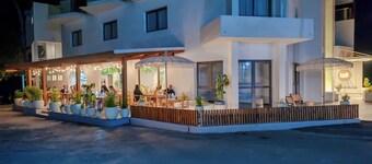IZIL HOTEL NOSY BE