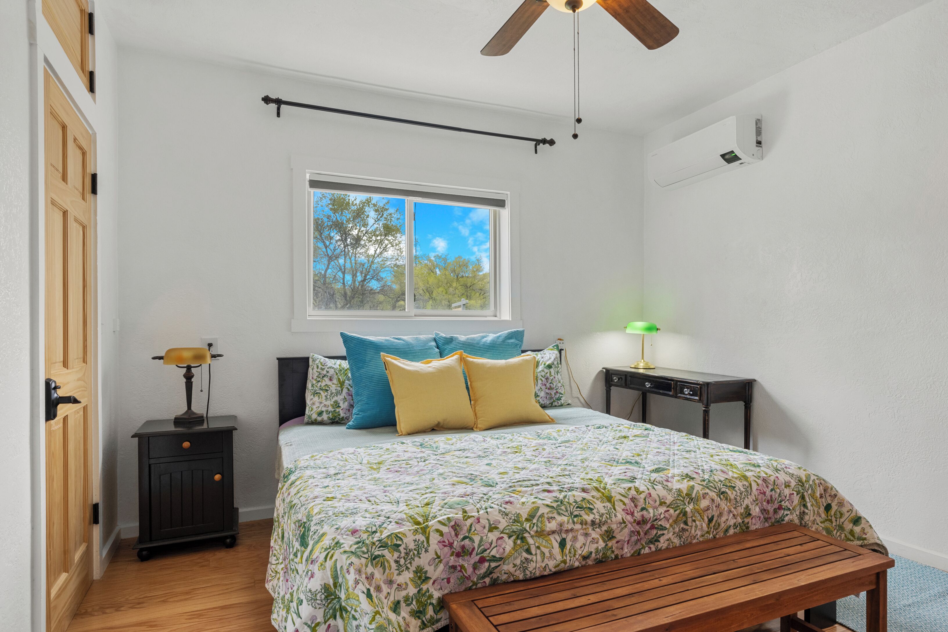 1 多间卧室、WiFi