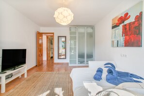 4 chambres, fer et planche à repasser, accès au Wi-Fi (inclus)