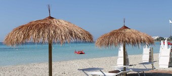Casa vacanze 'Villa Respiro Azzurro' con giardino privato e aria condizionata