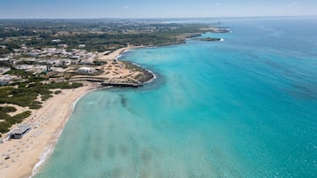 Una playa cerca