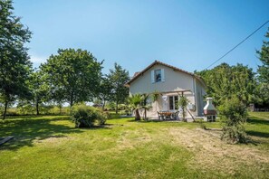 Exterior - Large country house with pool and jacuzzi (Morcenx-la-Nouvelle)