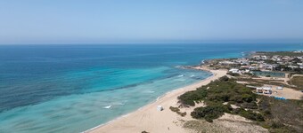 Casa vacanze 'La Dolce' con giardino privato e aria condizionata