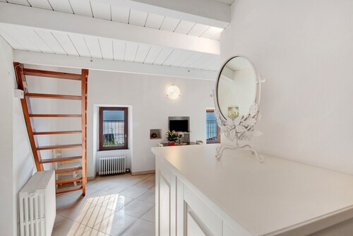 Maison de vacances 'Casa Tua Alla Torre' avec vue sur le lac, Wi-Fi et climatisation