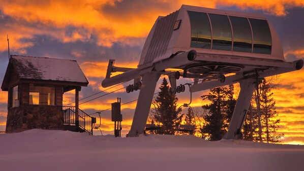 Snow and ski sports
