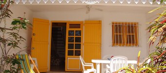 AN ANVI, vacation home 400m from the sea