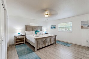 4 Schlafzimmer, Bügeleisen/Bügelbrett, Internetzugang, Bettwäsche