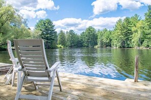 Property grounds - Talbot - Birchview - Two Bedroom Cottage, Sleeps 4 (Kawartha Lakes)