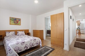 3 Schlafzimmer, kostenloses WLAN, Bettwäsche