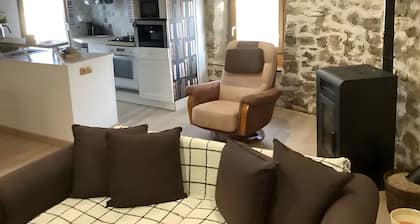 Apartamento 'De Charme Saint-Romain' con Wi-Fi y aire acondicionado