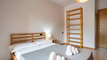 3 habitaciones, tabla de planchar con plancha y wifi gratis