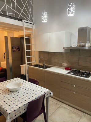 Uklassifisert bilde, 5 av 23, knapp