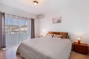 2 bedrooms, free WiFi - Villa 'Neves' with Mountain View, Private Pool and Private Terrace (Albufeira)