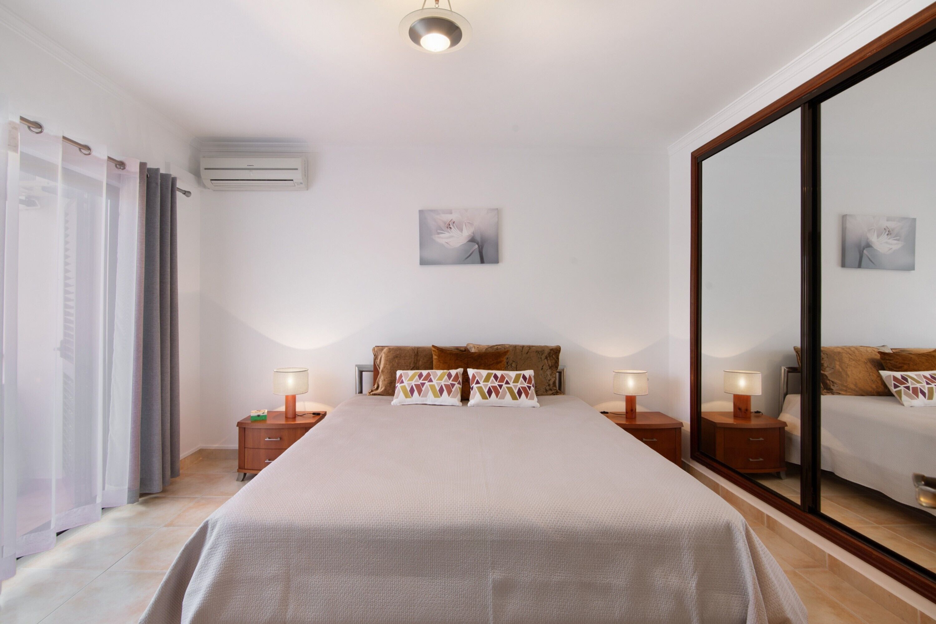 2 bedrooms, free WiFi