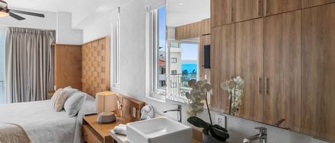 1 غرفة نوم ومكواة/لوح كي