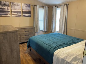 3 bedrooms, free WiFi, bed sheets