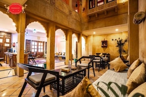 Property entrance - Hotel Golden Legacy - By PRAMANA EXP (Jaisalmer)