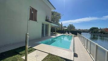 Villa, 4 Bedrooms, Private Pool, Garden View | Pool | Outdoor pool