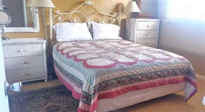 1 bedroom, internet, bed sheets