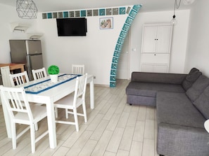 Apartment | Private kitchen | Coffee/tea maker, electric kettle - Casa Angela (Francavilla al Mare)