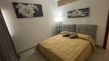 1 habitación, wifi gratis y ropa de cama