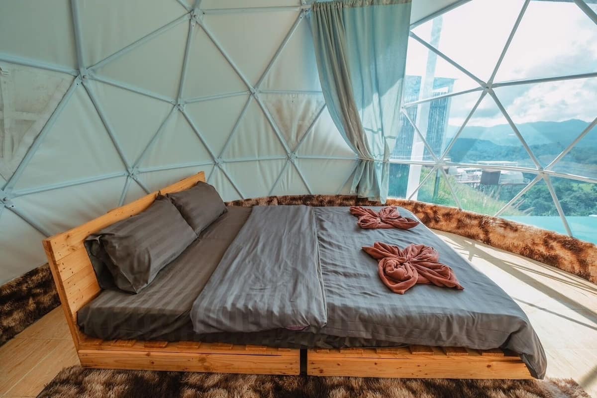 Standard Room, Balcony, Garden View | Desk, free WiFi