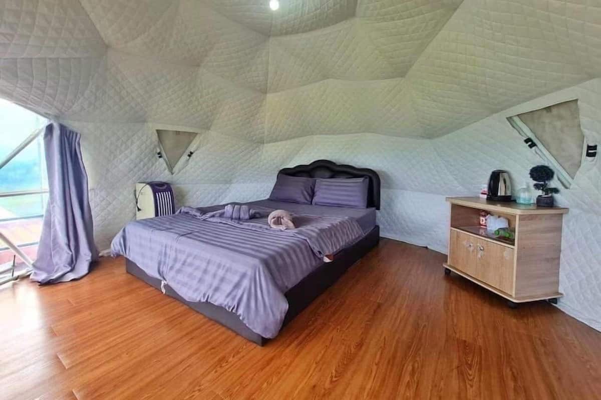 Standard Room, Balcony, Mountain View | Desk, free WiFi