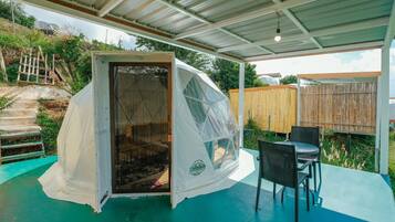 Habitació estàndard, balcó, vistes al jardí | Escriptori i wifi gratuïta