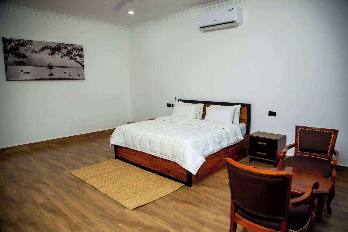 Superior Villa, Kitchen, Ocean View | Iron/ironing board, free WiFi, bed sheets
