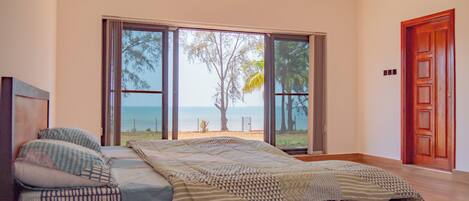 Superior Villa, Kitchen, Ocean View