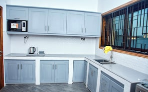 Superior House, Kitchen, Ocean View | Private kitchen