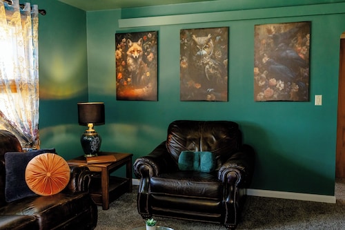 4 Bedroom, 2 Bathroom Home- Located directly off the Mesabi and Taconite Trail