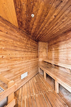 Sauna - Penthouse w/pool & hot tub (Two Harbors)