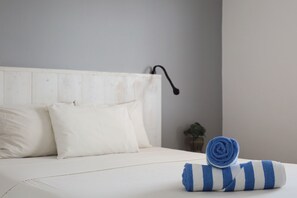 2 bedrooms, in-room safe, iron/ironing board, travel crib