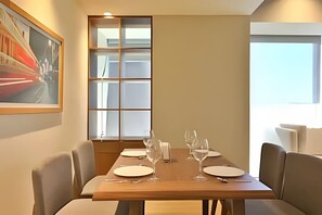 Dining - Modern apartment w/ pool & hot tub (Zapopan)