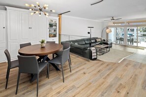 Interior - Coronado On The Strand, Bay or Beach (Coronado)