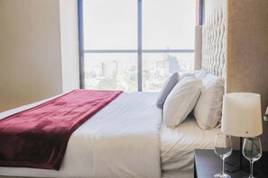 2 bedrooms, desk, iron/ironing board, travel crib