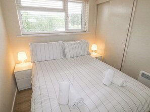 2 室のベッドルーム、客室ごとに異なる装飾、客室ごとに異なるインテリア、WiFi (無料)