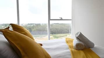 2 Schlafzimmer, Bügeleisen/Bügelbrett, Bettwäsche