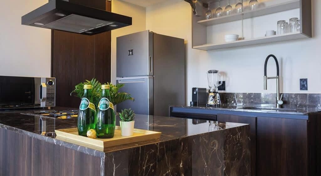 Fridge, microwave, stovetop, coffee/tea maker