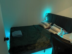 1 bedroom, free WiFi, bed sheets