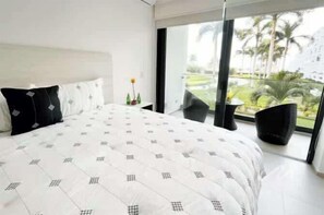 2 bedrooms, iron/ironing board, travel cot, WiFi