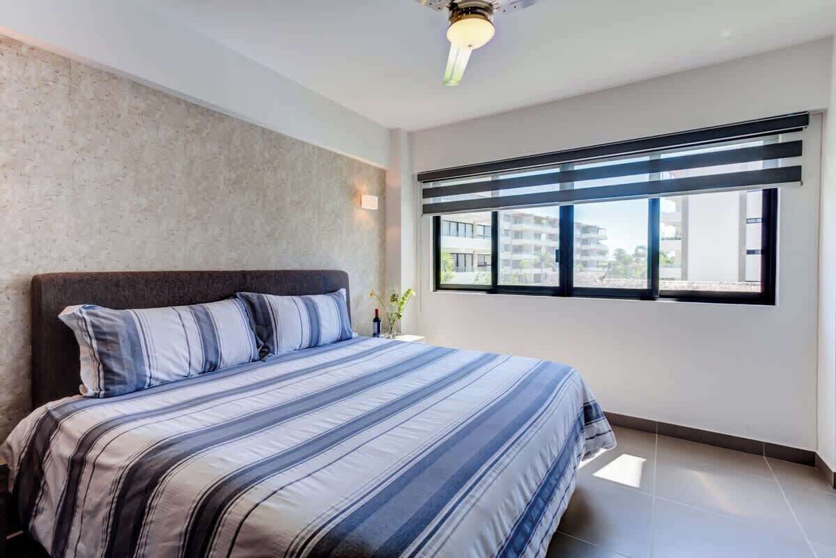 2 bedrooms, bed sheets