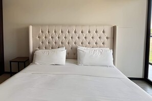 3 bedrooms, WiFi, bed sheets - Pool & resort access in Nuevo Vallarta (Guadalajara)