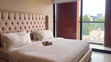 3 bedrooms, WiFi, bed sheets