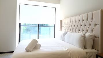 3 slaapkamers, een strijkplank/strijkijzer, beddengoed