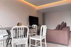 Dining - Minutes from Chapultepec & Downtown (Guadalajara)