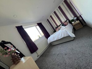 3 chambres, Wi-Fi gratuit, draps fournis