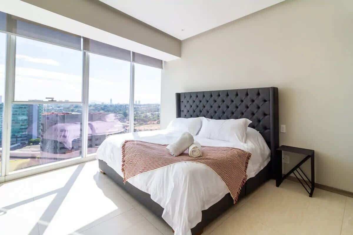 3 soverom, strykejern/-brett, wi-fi og sengetøy