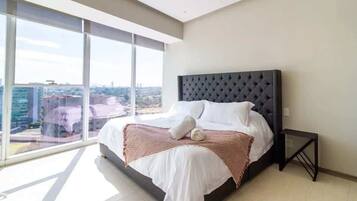 3 soverom, strykejern/-brett, wi-fi og sengetøy